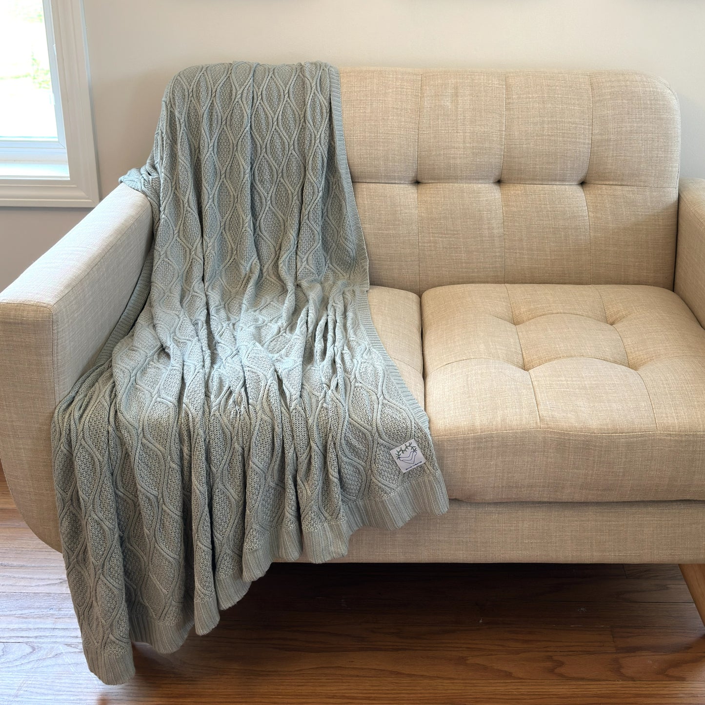 The Diamante. Bamboo Throw Blanket with Aromatherapy