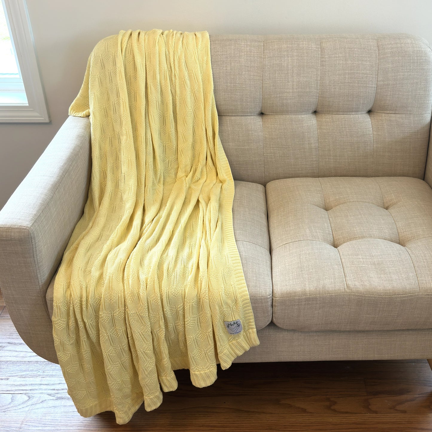LIMITED! The Hive. Bamboo Throw Blanket with Aromatherapy
