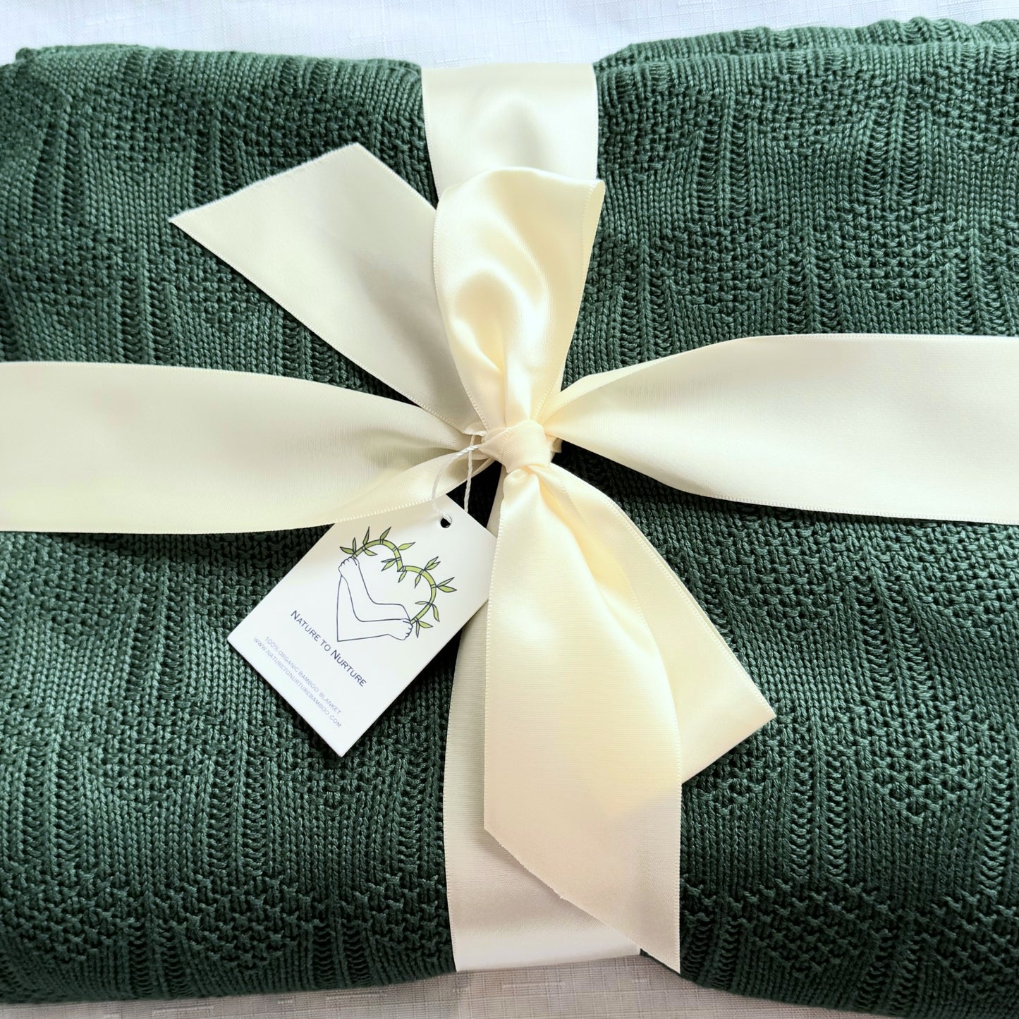 LIMITED! The Hive. Bamboo Throw Blanket with Aromatherapy