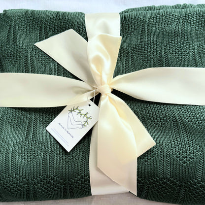 LIMITED! The Hive. Bamboo Throw Blanket with Aromatherapy