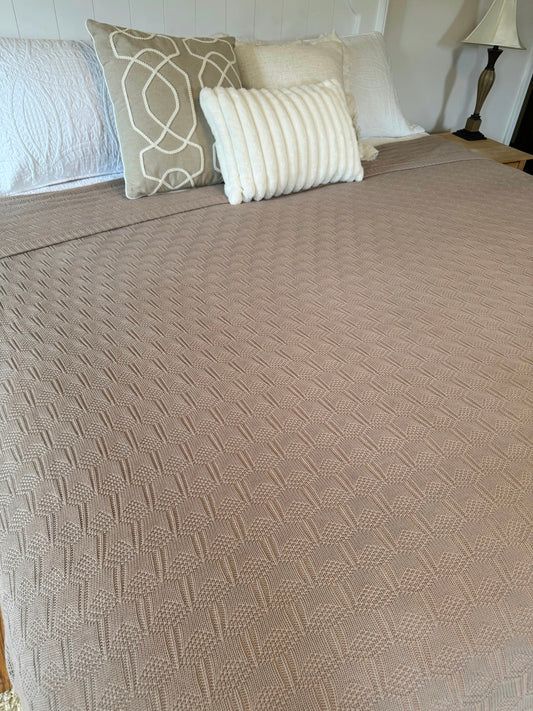 The Dreamer. Bamboo Bed Blanket